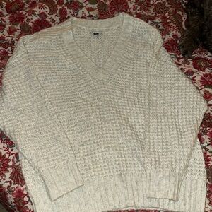 American eagle light grey v-neck sweater
